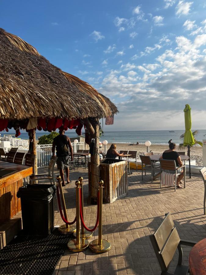 Hotel Ocean Manor Tiki Sunset Retreat Lauderdale-by-the-Sea Esterno foto